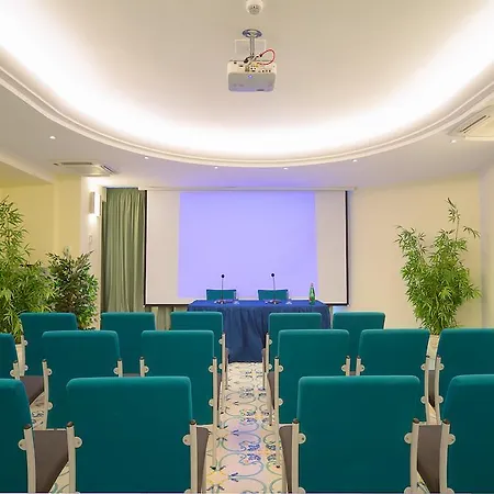 Le Querce Sea Thermae & فندق ايسكيا