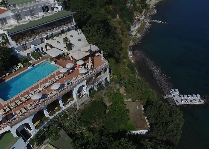 Le Querce Sea Thermae & 4* Ísquia