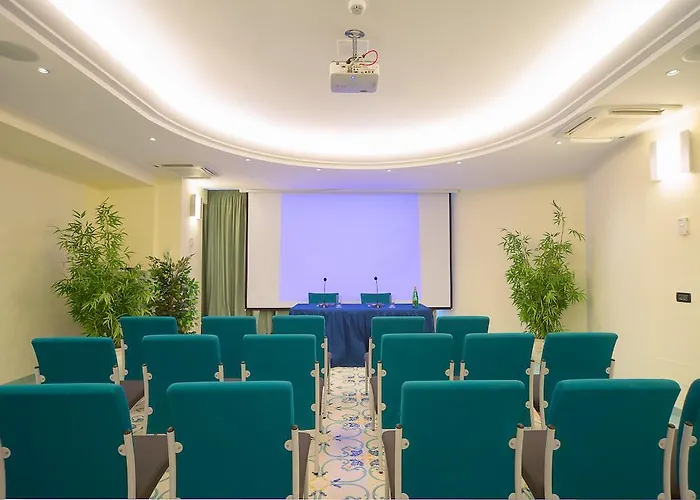 Le Querce Sea Thermae & Отель Искья